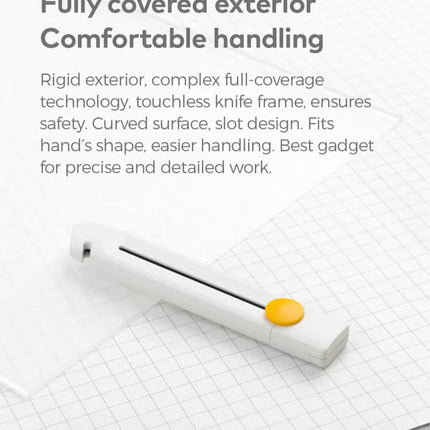 Utility-cutter– HOTO Ergonomic Design, 18mm Anti-Rust , Self-Locking Mechanism, Metal Guide Rails, Cutting Groove – Gray – QWMGD001