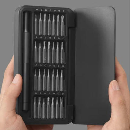 Precision Screwdriver Set – 28 S2-Steel Bits, 360° Free-Rotating Lid, Magnetic Storage, Semi-Auto Box Cover – USB Rechargeable