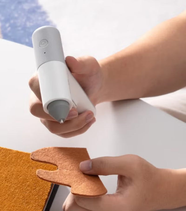 Auto Hot Gluegun – Cordless Gluegun for Crafts, DIY, Repair, Decorating, Floral Projects – One-Press Operation, 30s Fast Preheat, Anti-Drip, Auto Shut-Off, 3000mAh Battery, 40 Colorful Glue Sticks Included – QWRJQ002